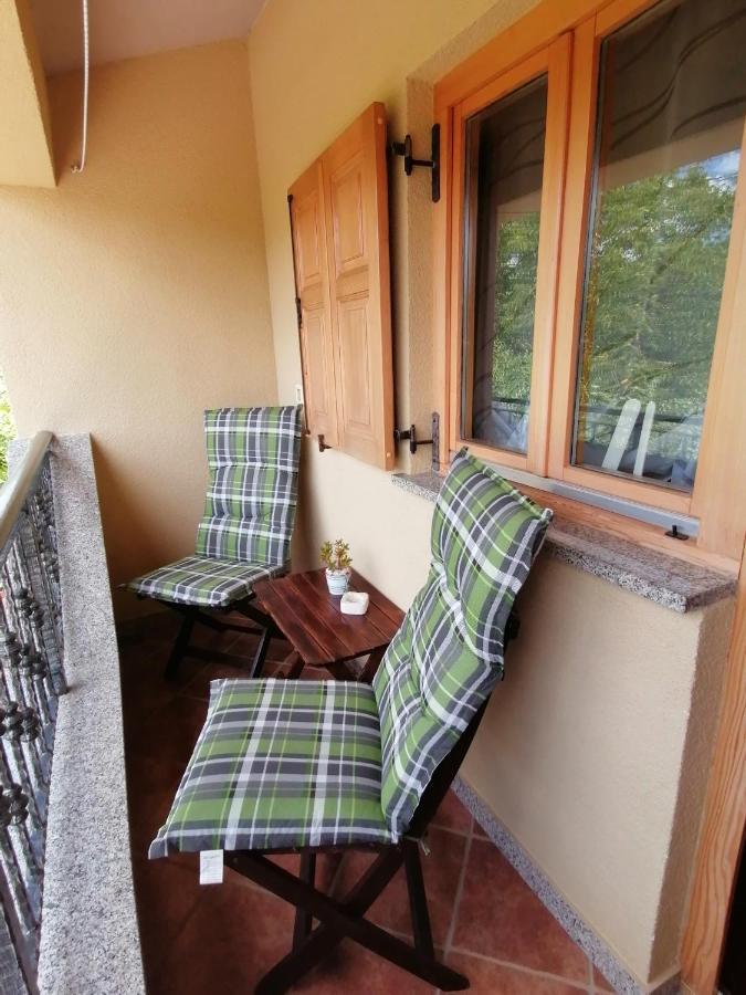 Holiday House Dol Cerovlje Extérieur photo