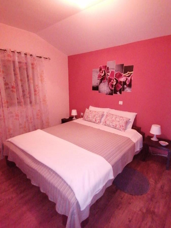 Holiday House Dol Cerovlje Extérieur photo
