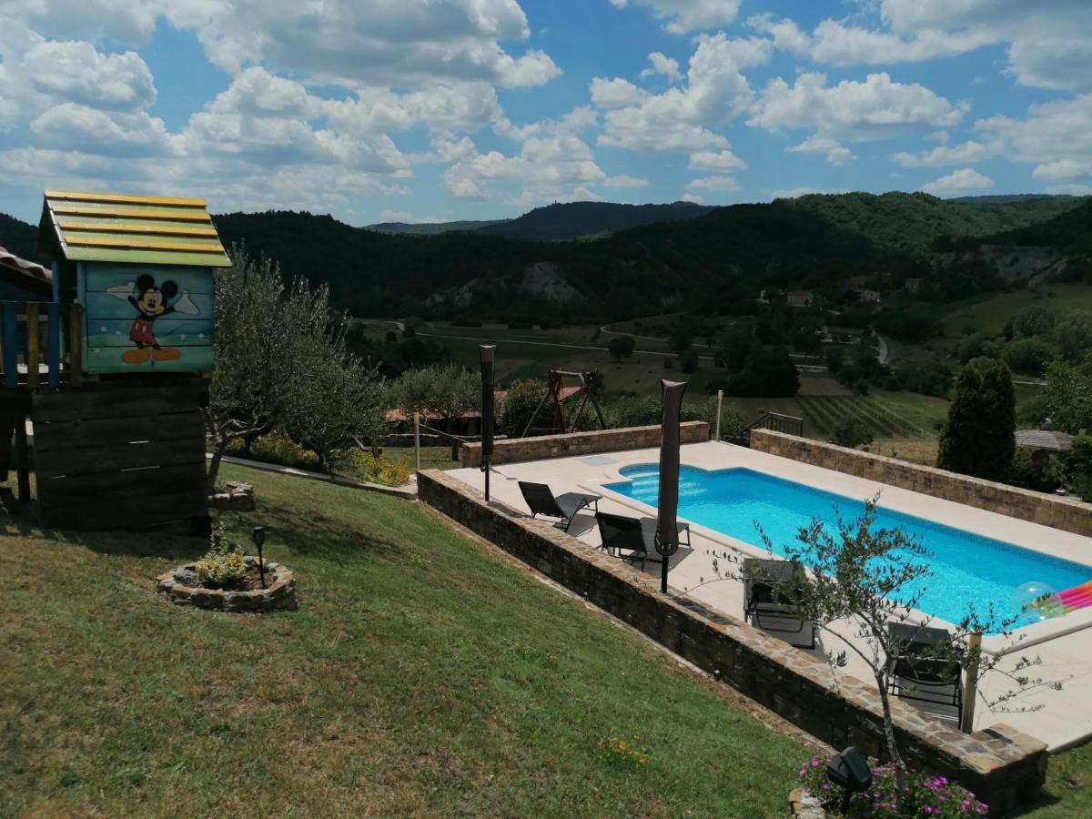 Holiday House Dol Cerovlje Extérieur photo