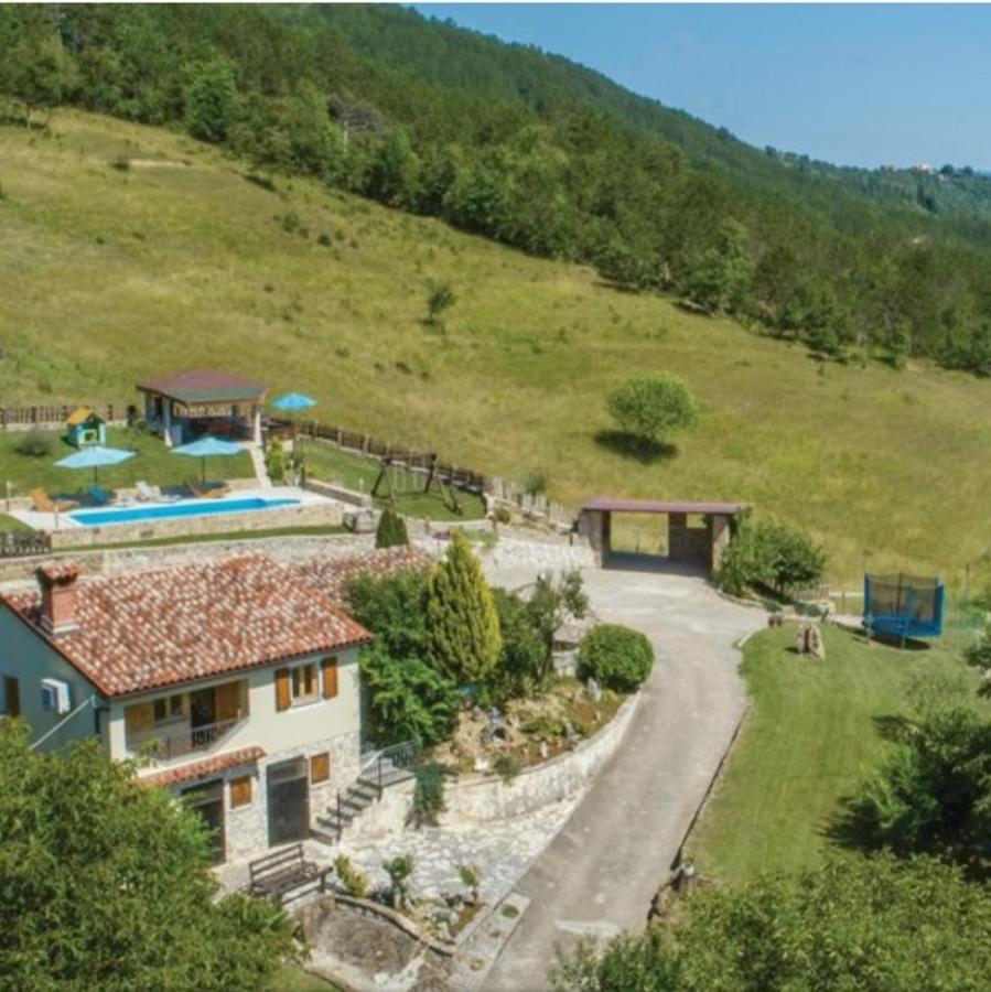 Holiday House Dol Cerovlje Extérieur photo